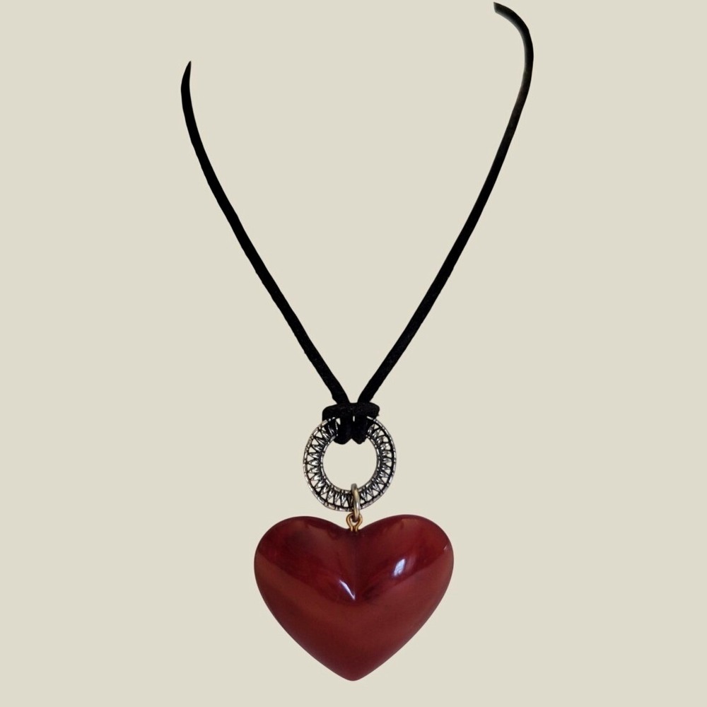 Heart Necklace Boho Minimalist Chunky Statement Y2K Resin Pendant Red